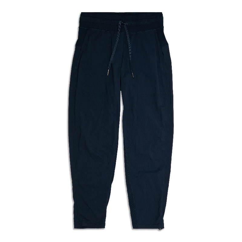 Dance Studio Mid-Rise Cropped Pant - Resale Relaxed Linen Pants