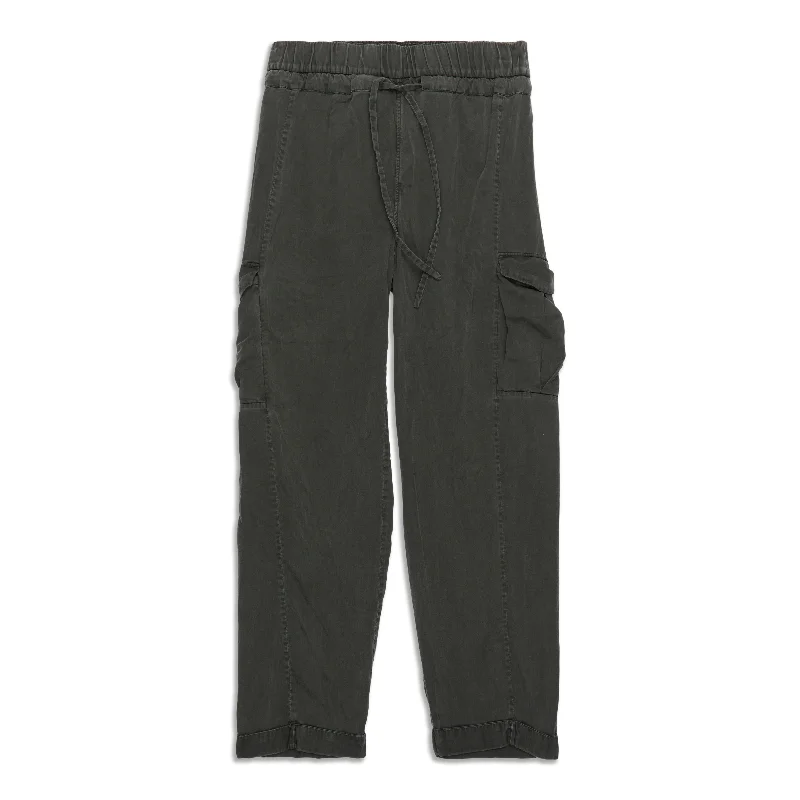 Move Lightly Pant - Resale Relaxed Casual Leggings