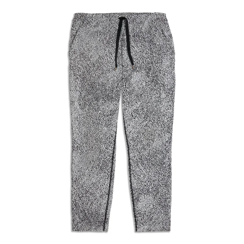 Jet Pant - Resale Classic Cropped Pants