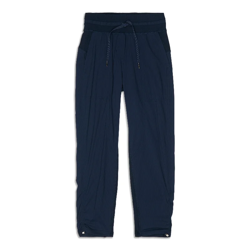 Dance Studio Mid-Rise Cropped Pant - Resale Soft Stretch Pants