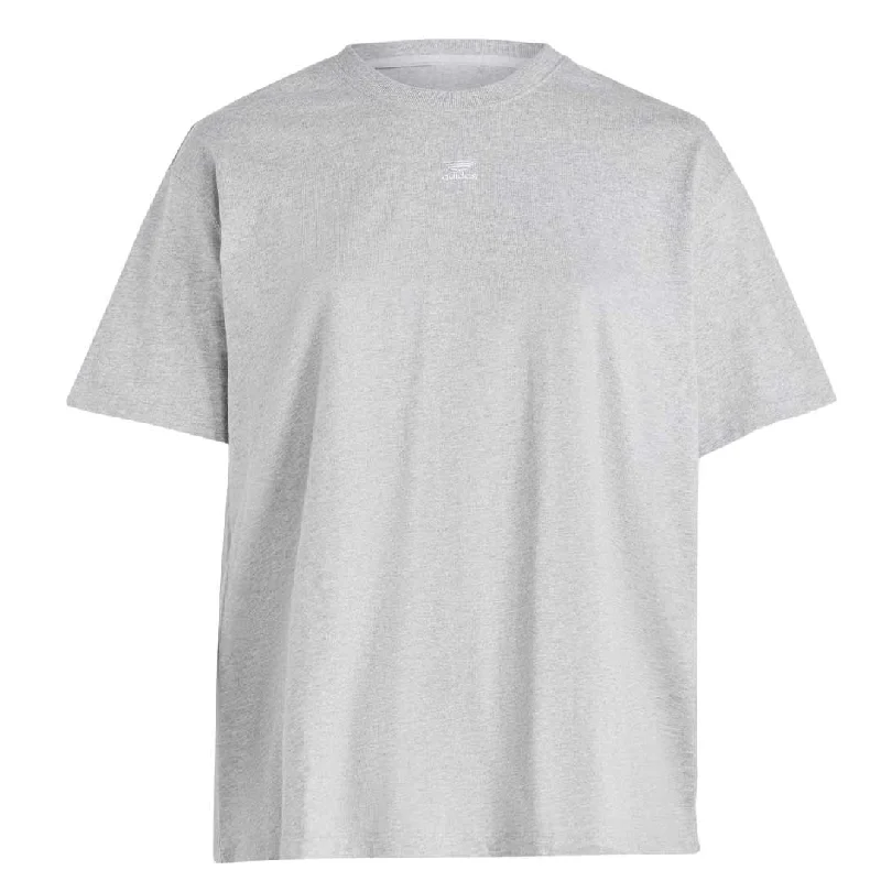 adidas - Women's Adicolor Essentials T-Shirt (Plus Size) (IA7696) V-Neck T-Shirt Long Sleeve Cotton adidas - Women's Adicolor Essentials T-Shirt (Plus Size) (IA7696) V-Neck T-Shirt Long Sleeve Cotton