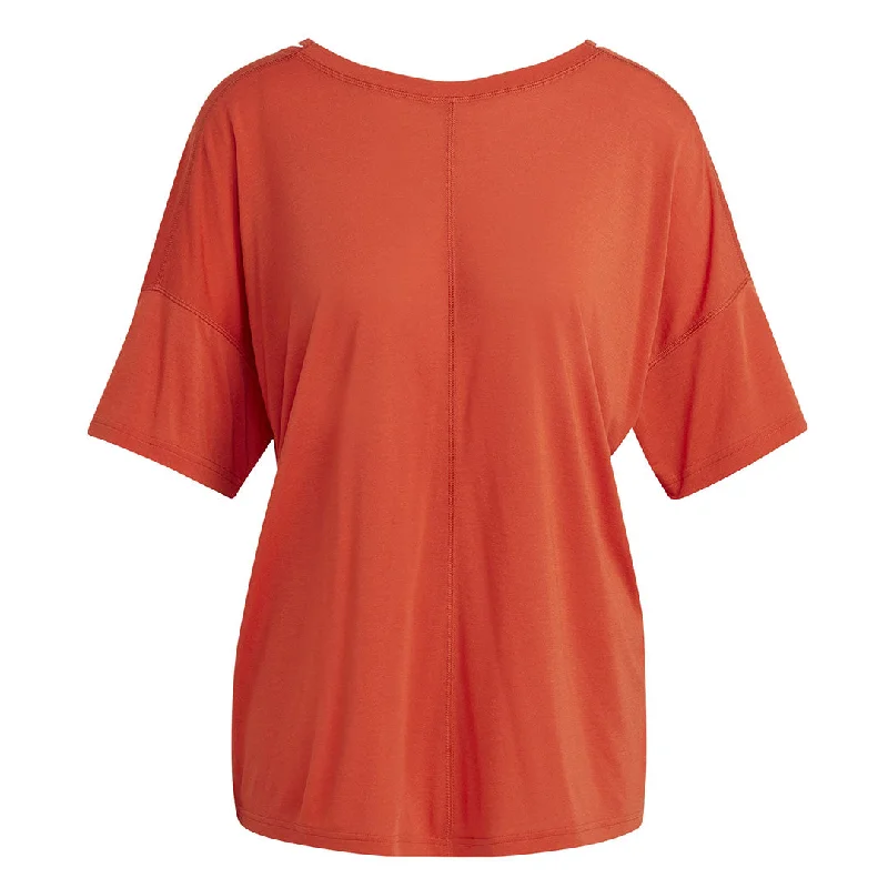 adidas - Women's Yoga Studio Oversized T-Shirt (HR5080) Striped Floral Plaid