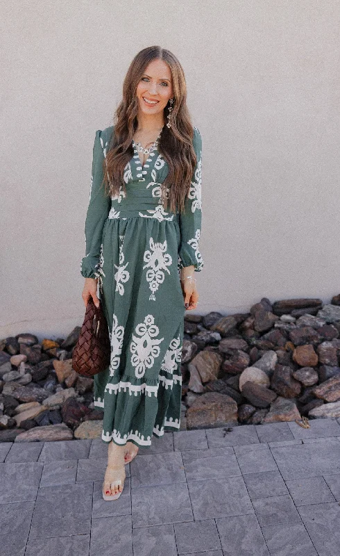 Cassie Printed Long Sleeve Maxi Dress Trendy A-Line Maxi Dress