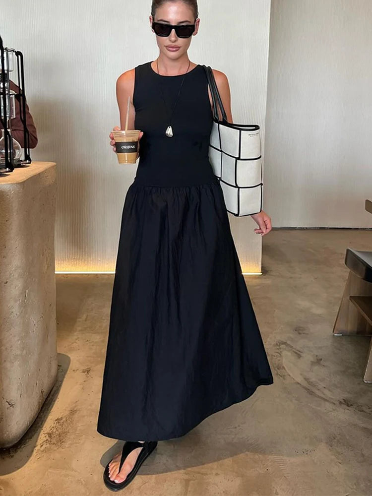 Elegant Black Sleeveless Women Maxi Dress Fashion Basic O-neck Pleated Patchwork Dresses  Office Lady Commuting Robes Stylish One-Shoulder Maxi Dress