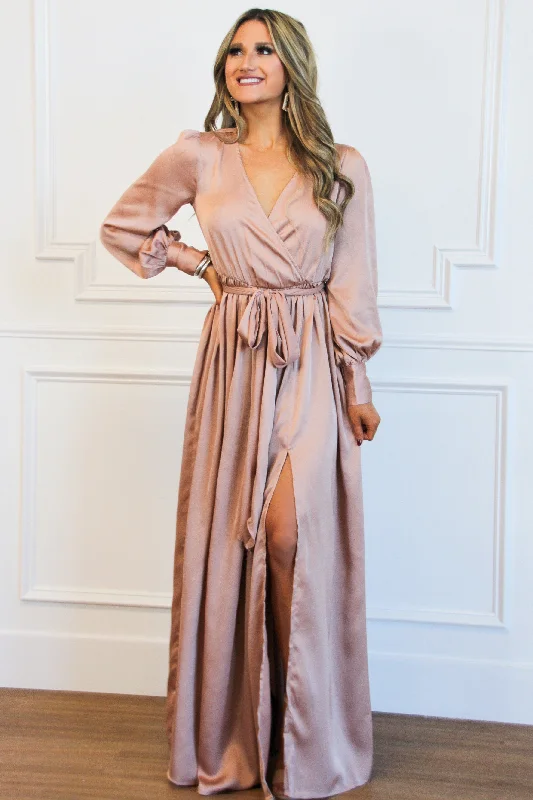 Winter Beauty Maxi Dress: Rose Gold Chic Boho Print Maxi Dress