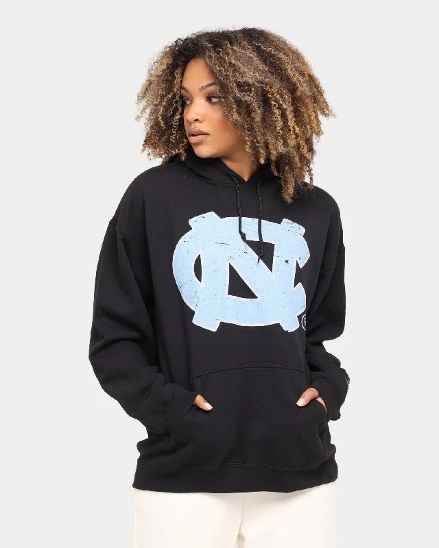 NATIONAL COLLEGIATE ATHLETIC ASSC UNC Tar Heels Team Crest Vintage Hoodie Vintage Black Hoodie with Thumb Holes Functional Cozy NATIONAL COLLEGIATE ATHLETIC ASSC UNC Tar Heels Team Crest Vintage Hoodie Vintage Black Hoodie with Thumb Holes Functional Cozy