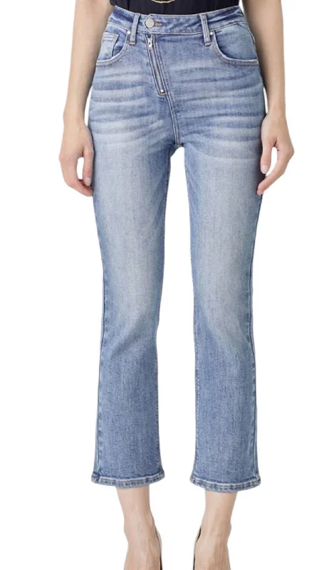 Straight Leg Asymetrical Zipper Jeans In Light Denim Comfortable Boyfriend Jeans