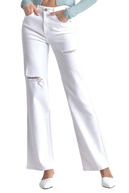 Wide Leg Jean In White Fashionable Straight Fit Denim